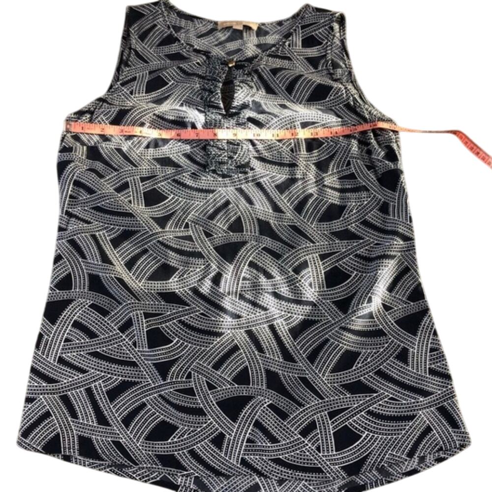 Banana Republic Lightweight Navy White Swirl Print Sleeveless Top Ruffle Front - Picture 9 of 16
